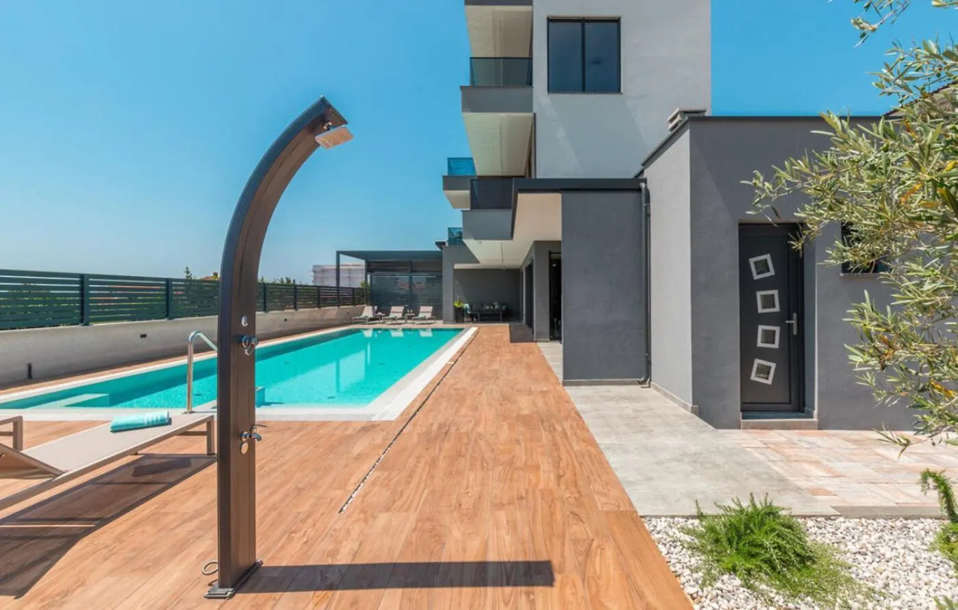 Villa Bellatrix In Fazana With Beach Front And Sea View 0*,