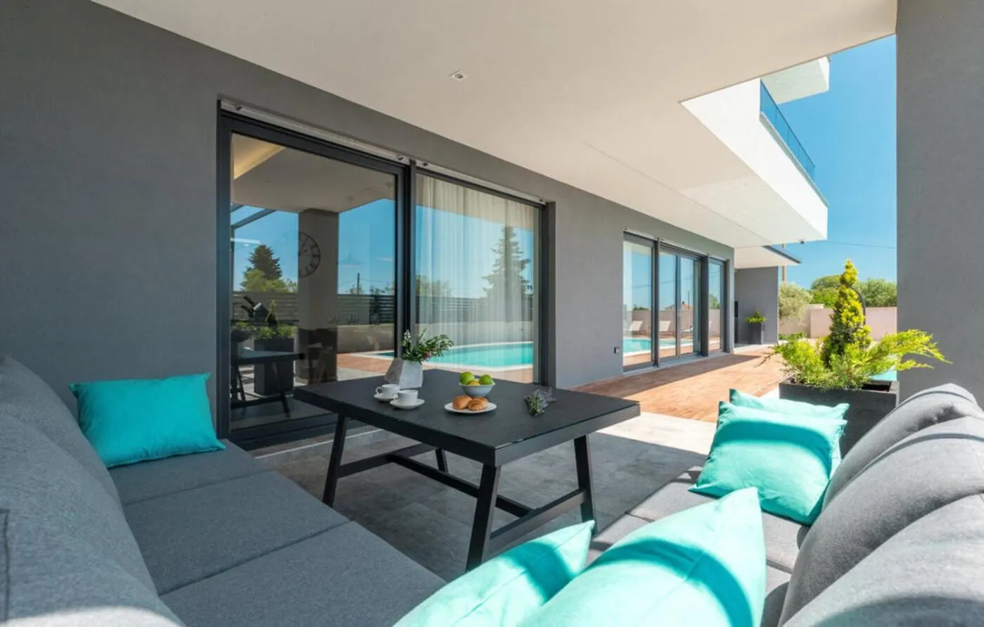 Villa Bellatrix In Fazana With Beach Front And Sea View