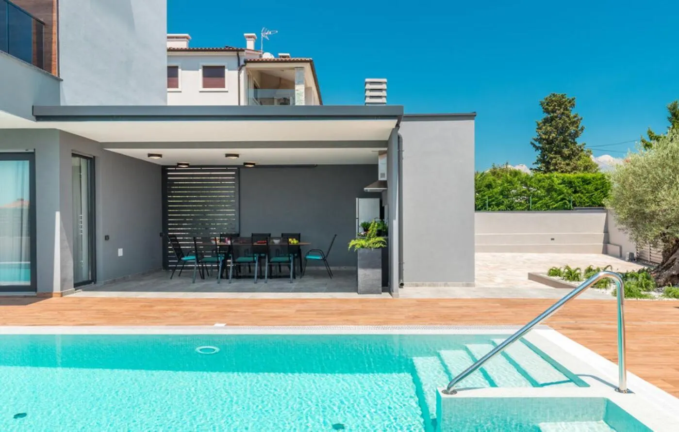 Villa Bellatrix In Fazana With Beach Front And Sea View Croatia