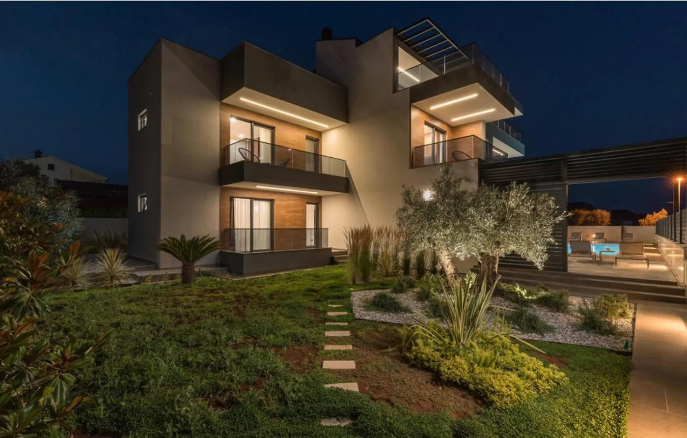 Villa Bellatrix In Fazana With Beach Front And Sea View