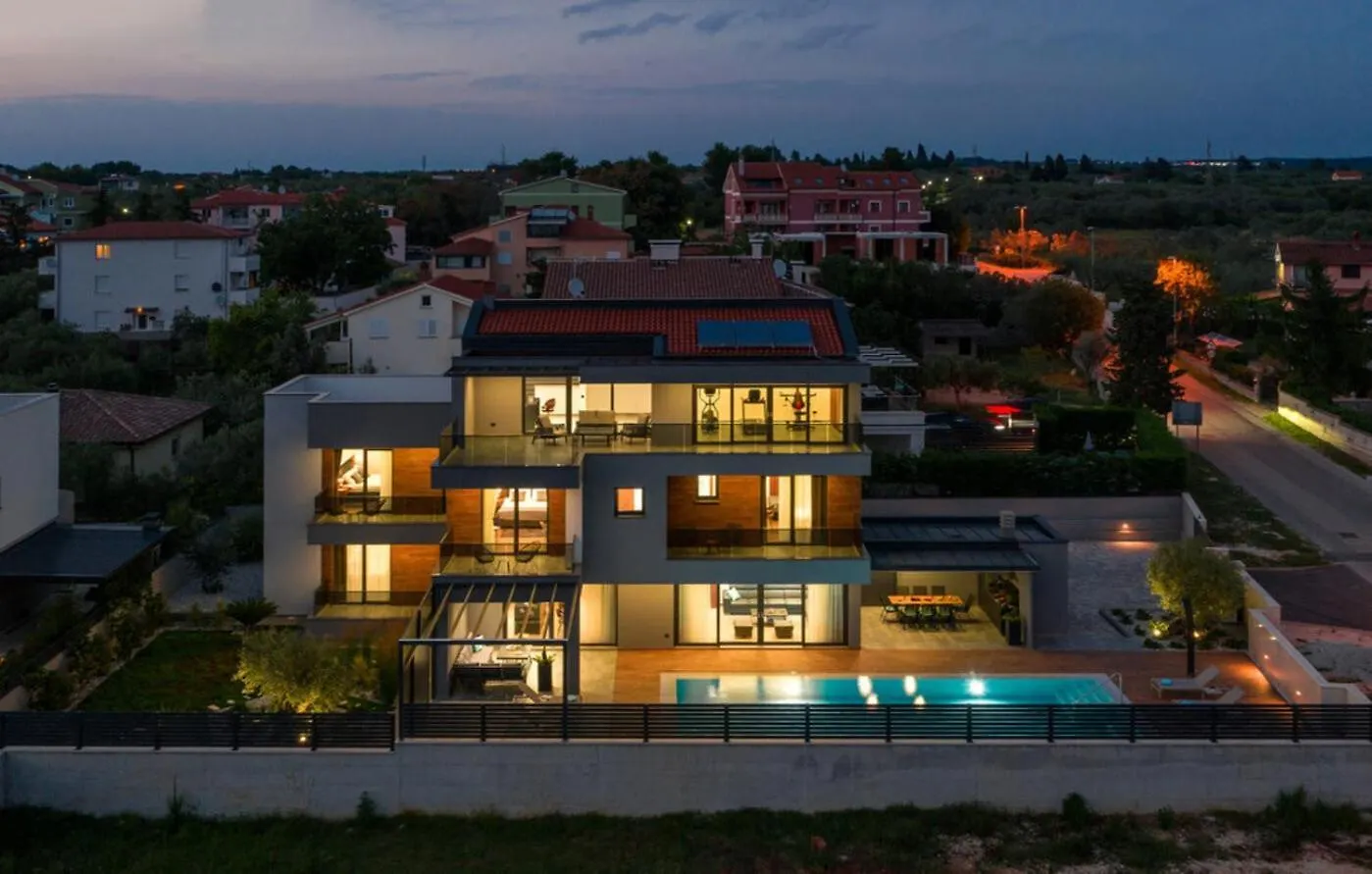 Villa Bellatrix In Fazana With Beach Front And Sea View