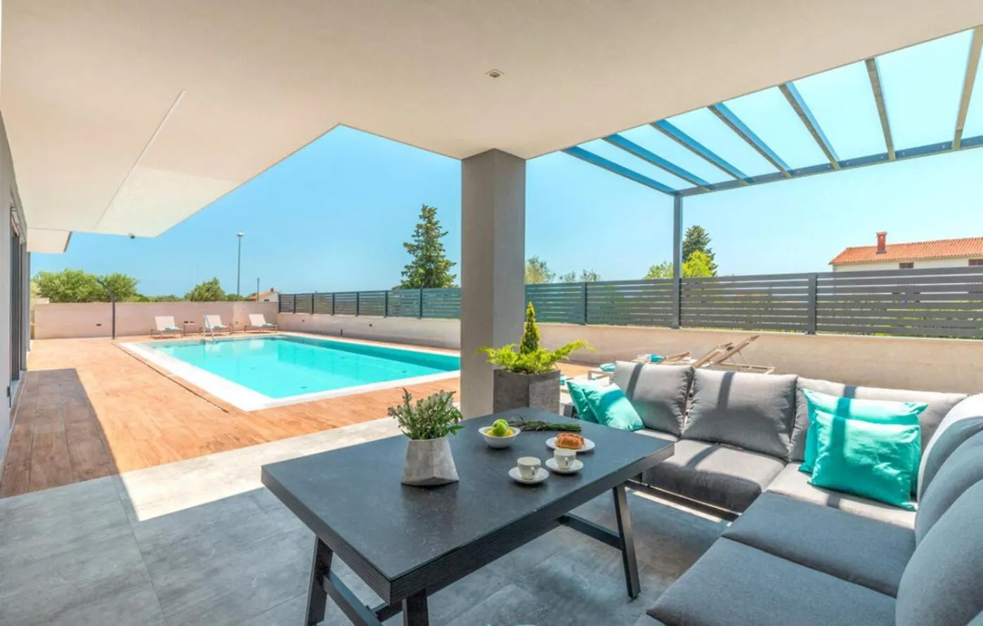 Villa Bellatrix In Fazana With Beach Front And Sea View